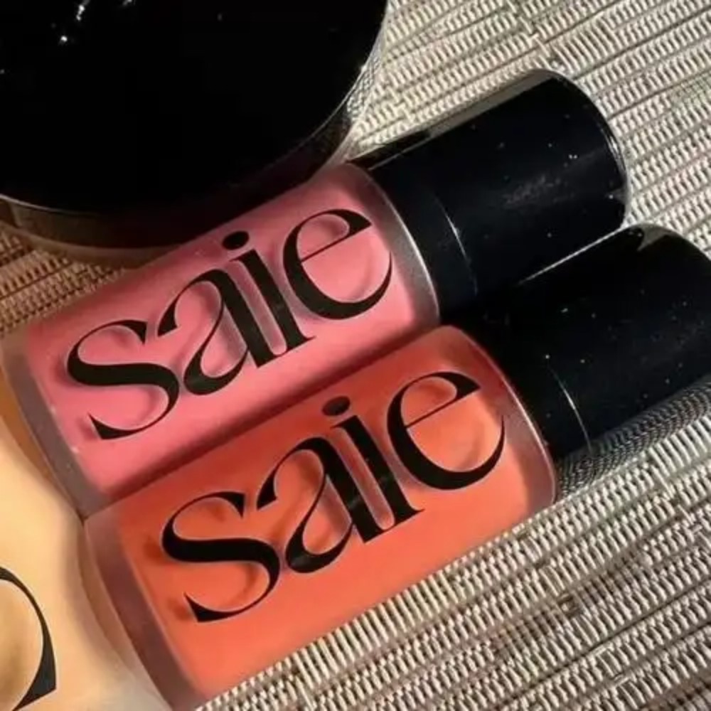 Saie Liquid Blush Highlighter  - Huda Beauty Makeup Kit ulasan dan harga